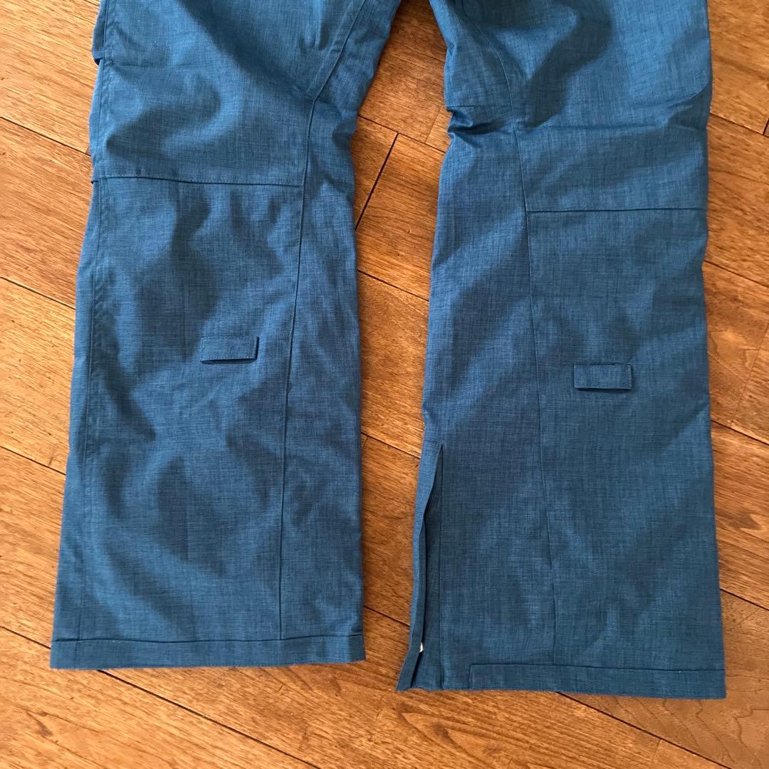 新品 タグ付 スノーボードウェア 上下セット Lサイズ　スノーウェア