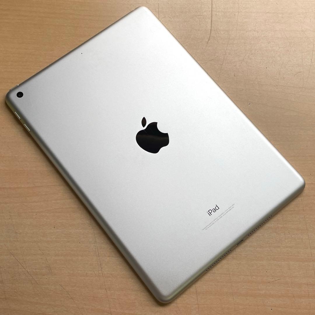 iPad 第6世代　A1893　Wi-Fiモデル　シルバー　32GB 美品#4