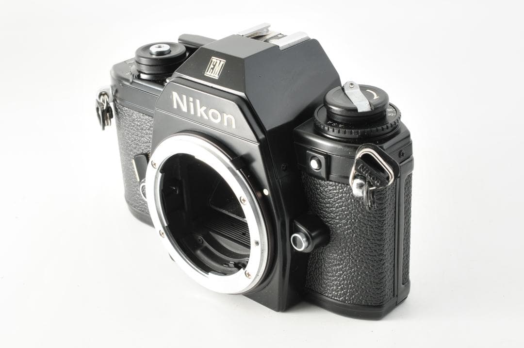 Nikon ニコン EM ボディ 黒 ブラック 一眼レフカメラ #1195