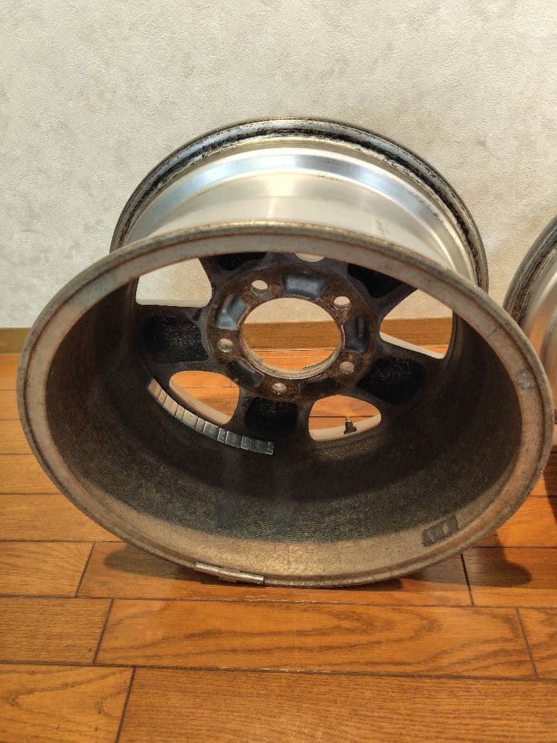 トヨタ ランクル100 純正ホイール