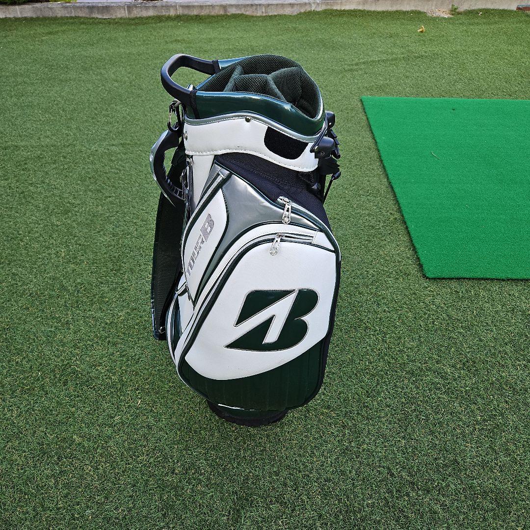 値下しました！！TOUR B キャディバッグ ヘッドカバー6個付き