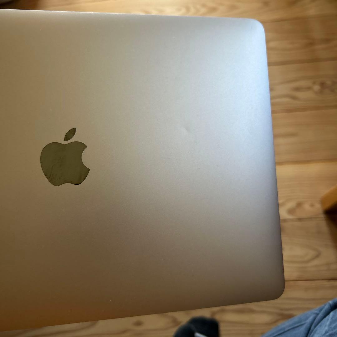 Apple MacBook Air (2020年モデル) スペースグレイ