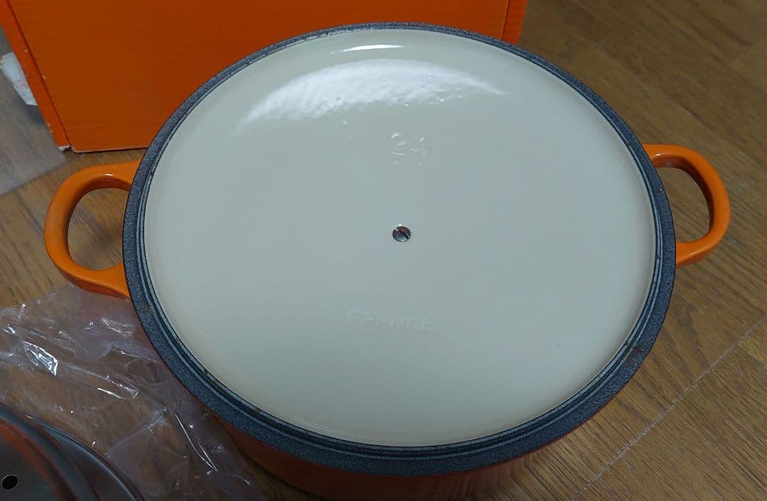 【早いもの勝ち！】ル・クルーゼ　ココットロンド　24cm　スチーマー　セット