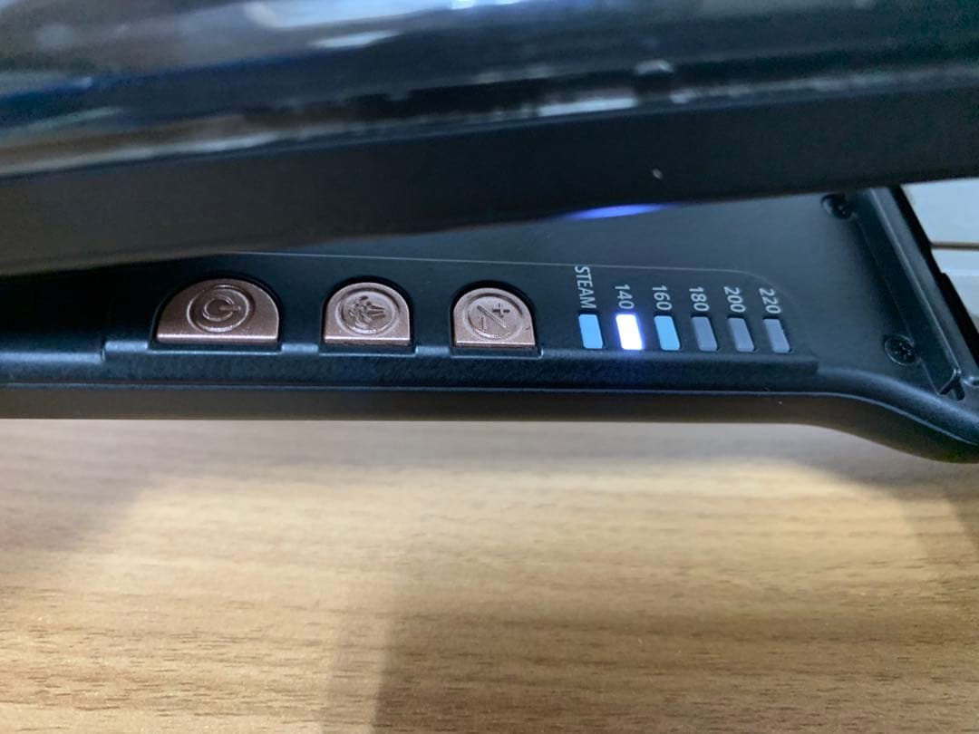 新品♪ヴィダルサスーン ストレートアイロン スチームステーションvss-9900