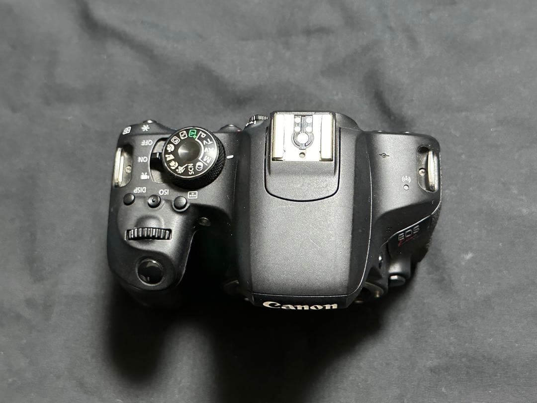 Canon EOS Kiss X9iダブルズームレンズセットでございます♪