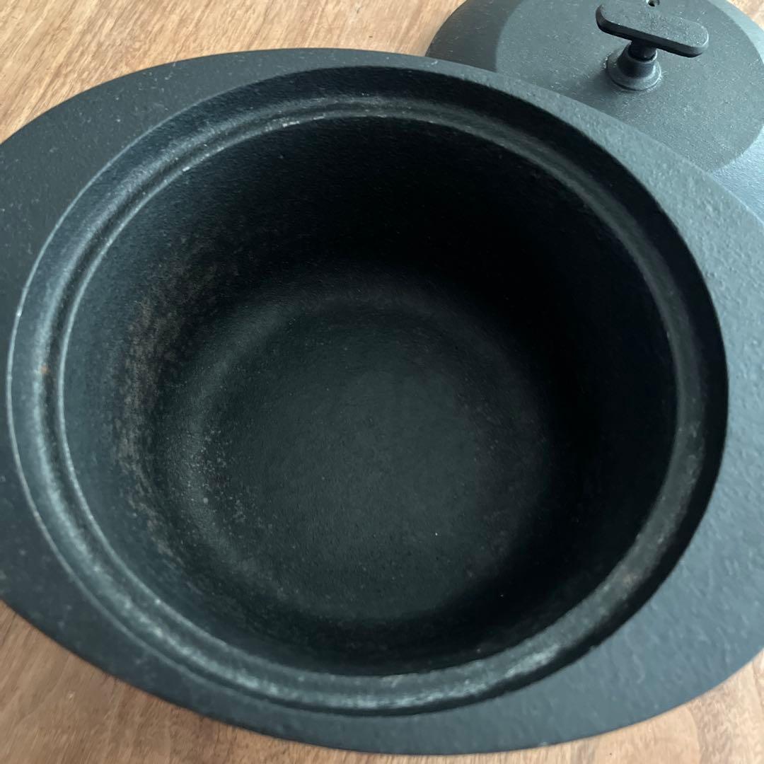 鉄鍋　18cm 1.3L 南部鉄器　及富　日本製