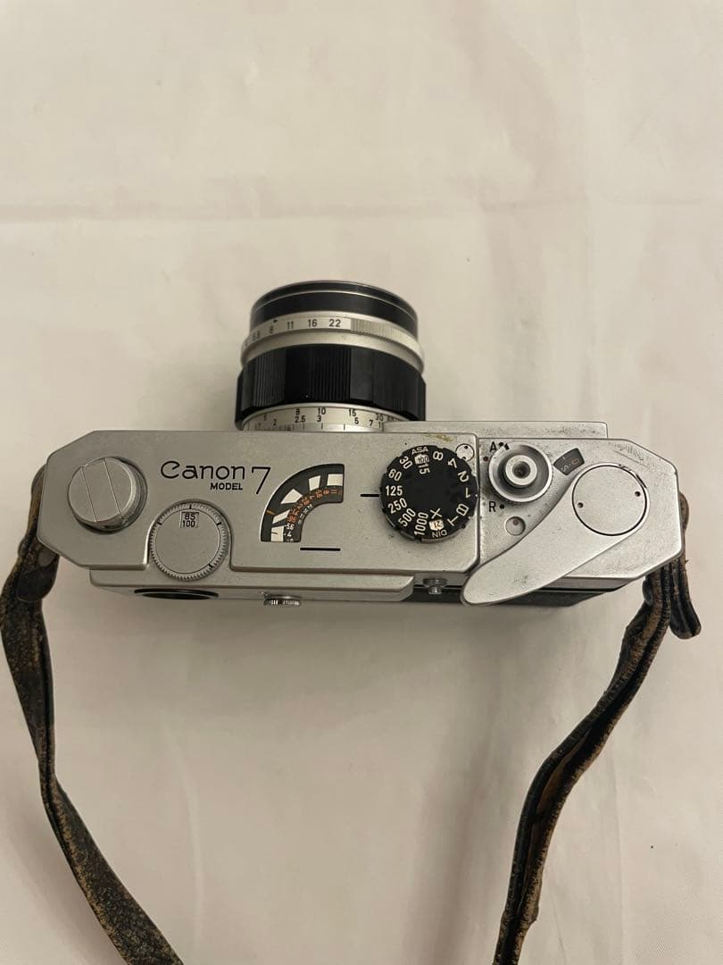 ❷Canon7 キャノン　レンズ付き 一眼レフ　フィルムカメラ