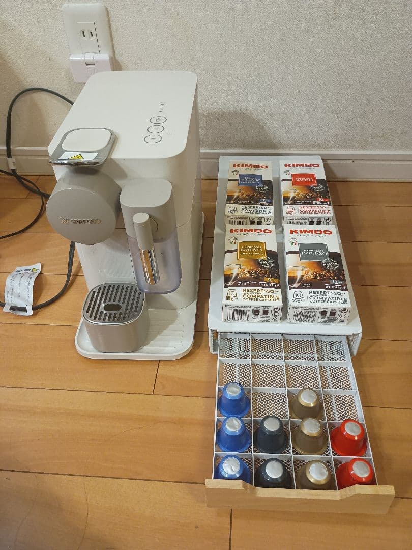 ネスプレッソ ラティシマワン カプセル収納 エスプレッソ