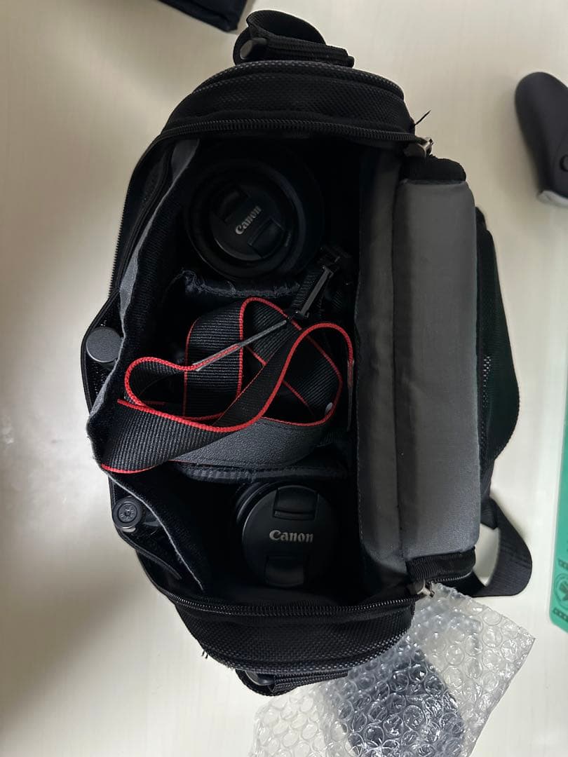 Canon EOS KISS X7 Wズームキット➕三脚　すぐ始められるセット