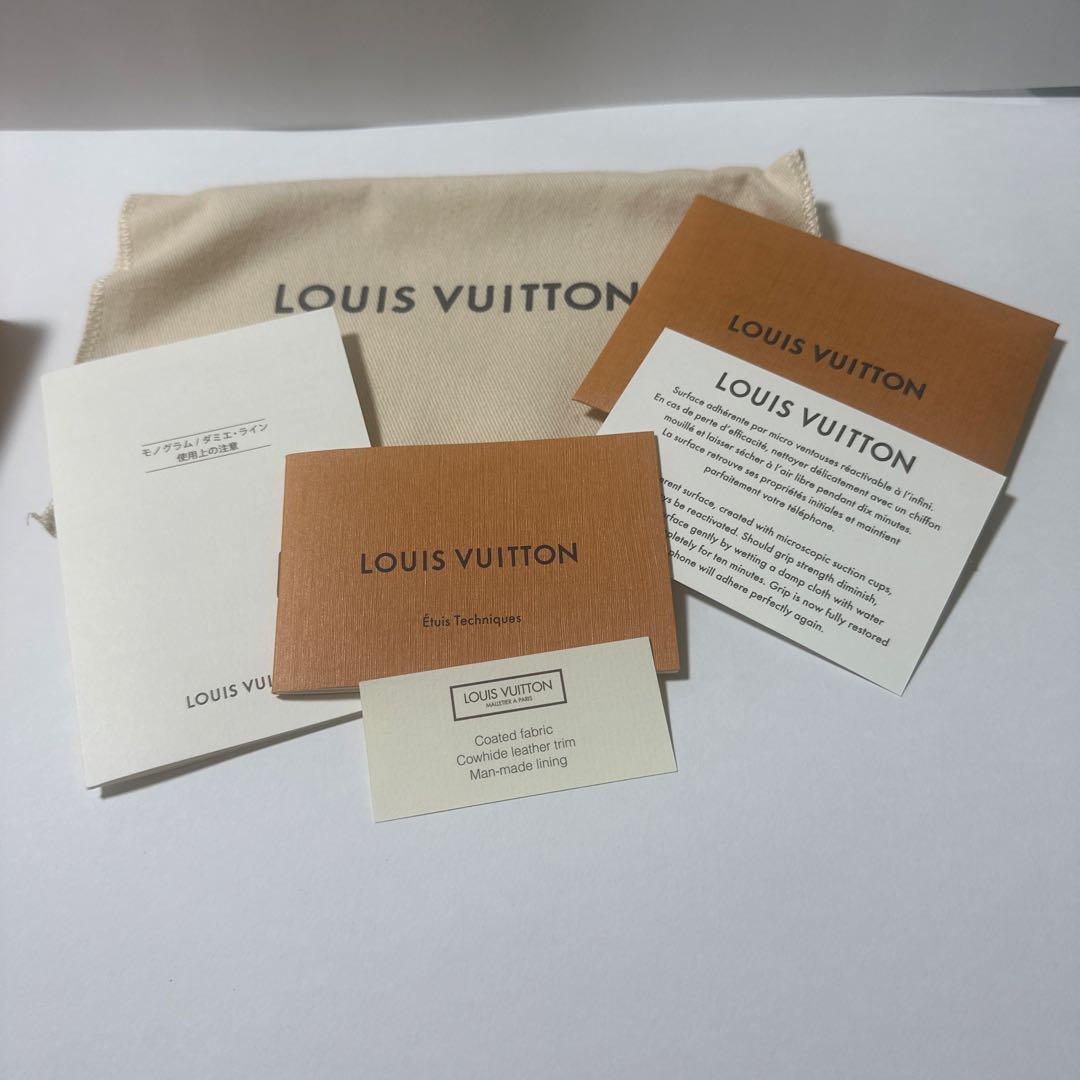 ルイヴィトン　iPhone14Pro ケース　手帳型　フォリオ