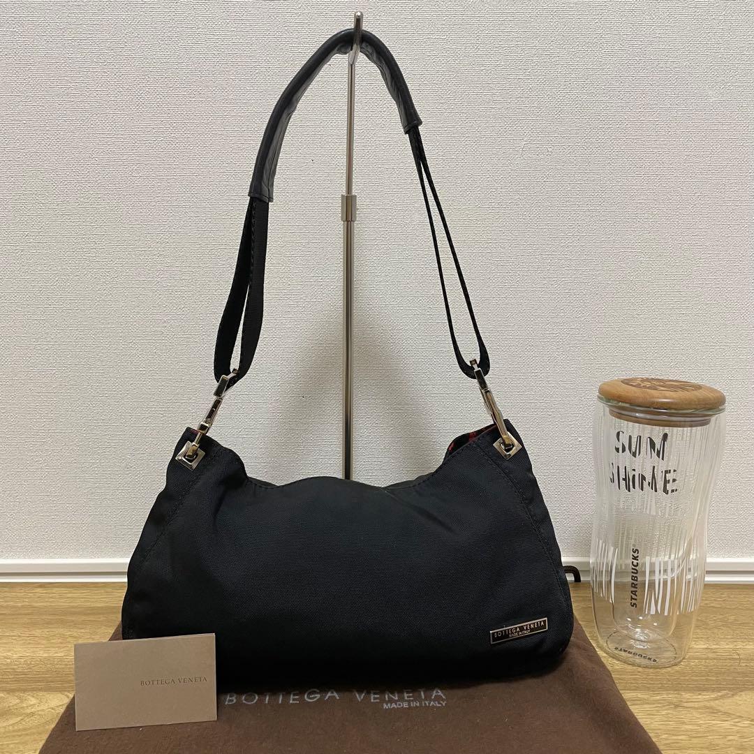 《美品》ボッテガヴェネタ ナイロン×レザー セミショルダーバッグ ブラック 黒