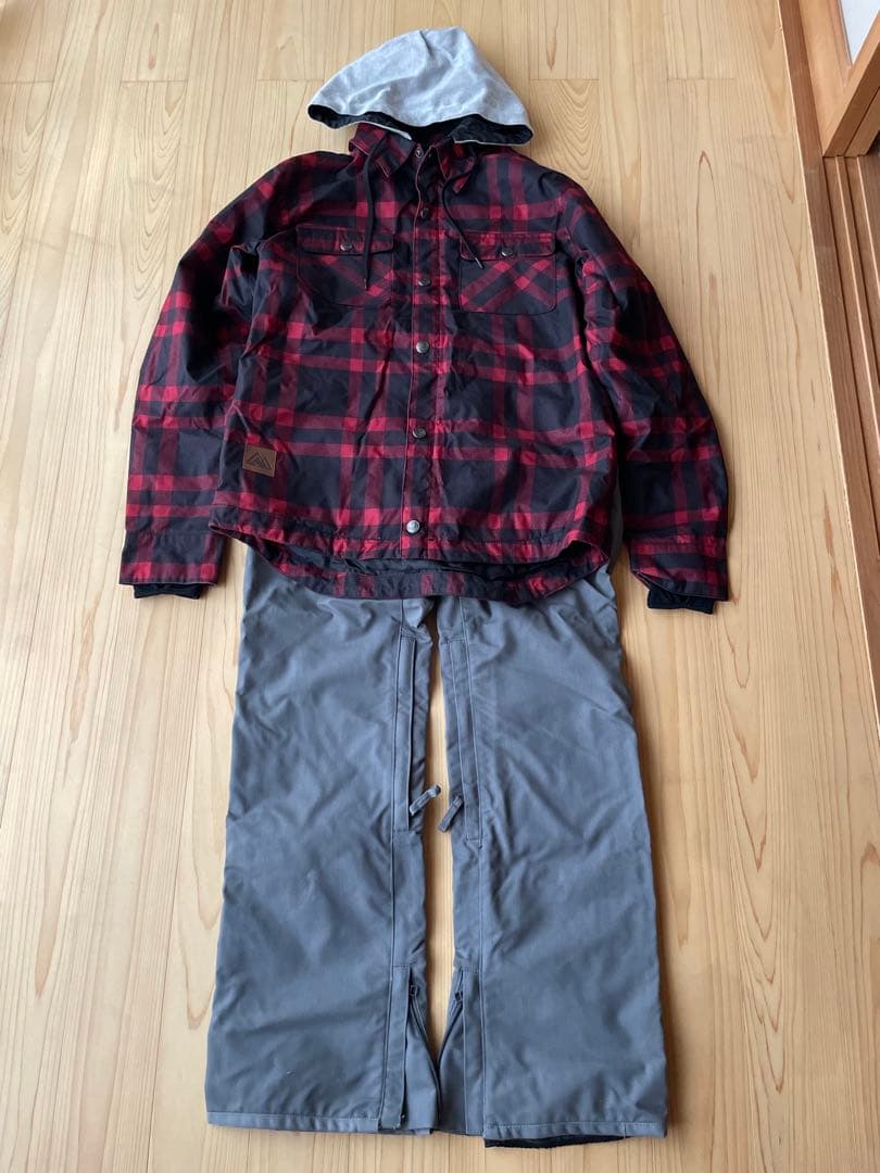 スノーボードレディースウェア