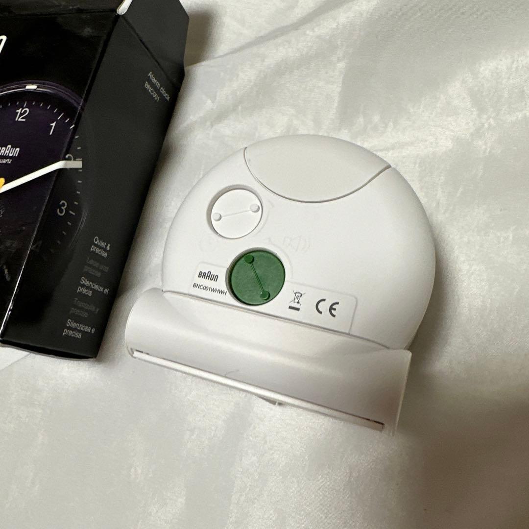 希少　白　Braun (ブラウン) - アラームクローム　[BNC001]