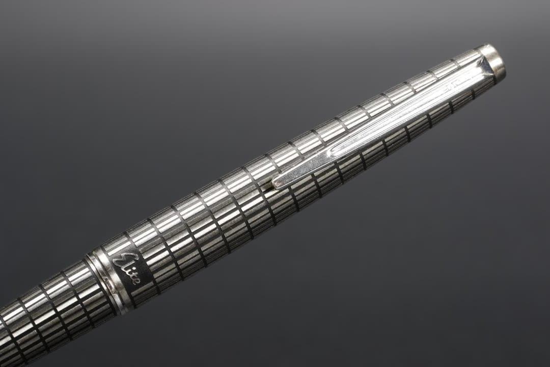 K*o様 パイロット Elite 万年筆 18K-750 クロスハッチ