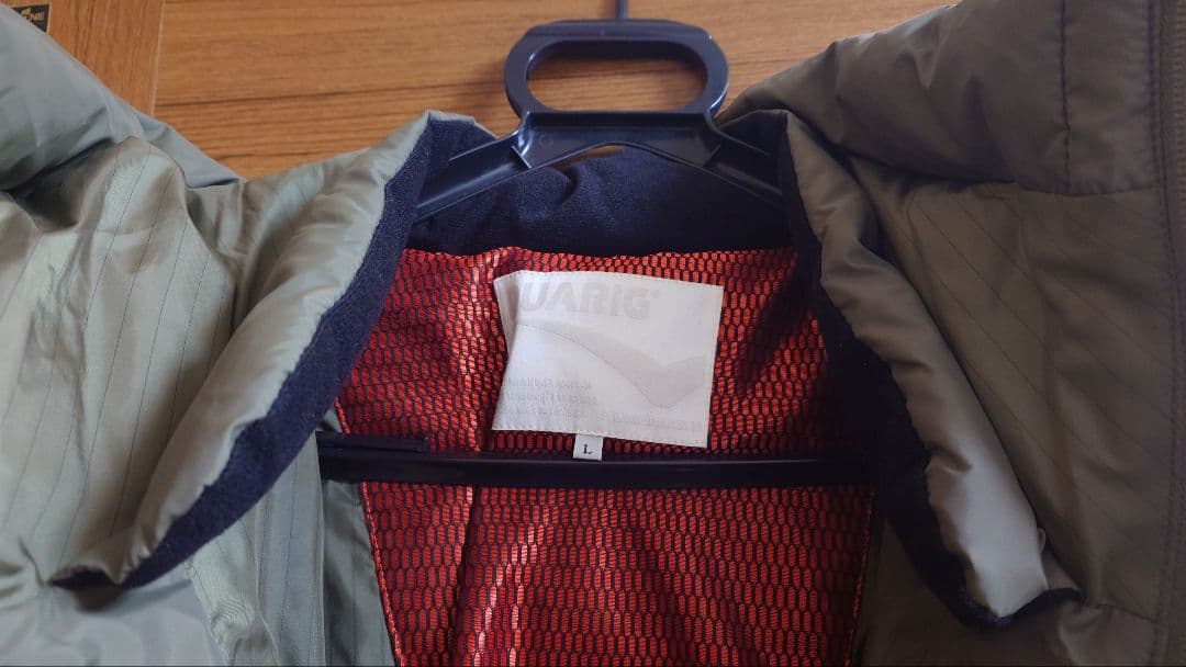 新品！！DUARIGオリーブ色ダウンベンチコート値下げ交渉可能　ペット・喫煙無し