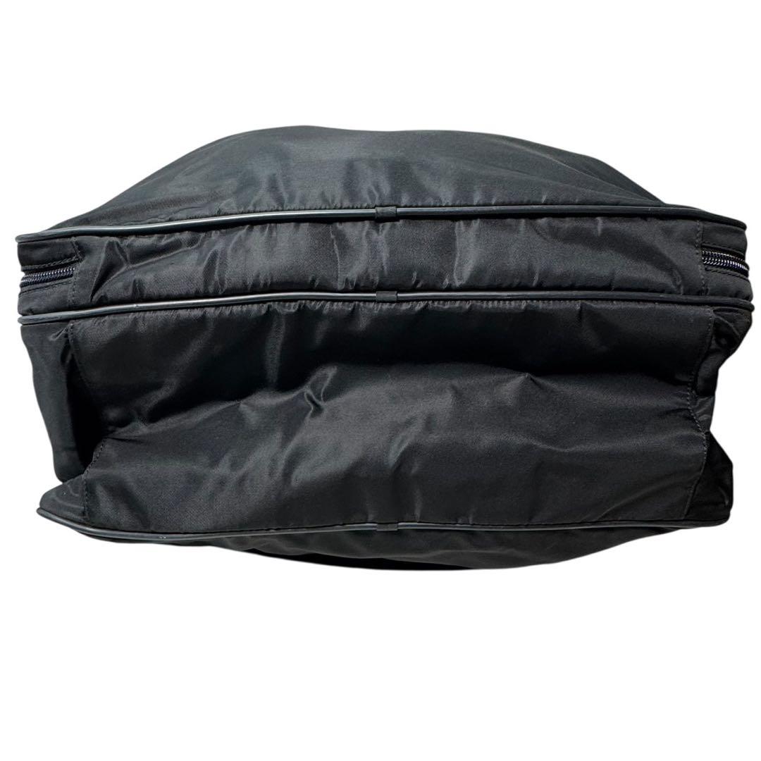 プラダ　PRADA ビジネスバッグ　2way ショルダーバッグ　トートバッグ