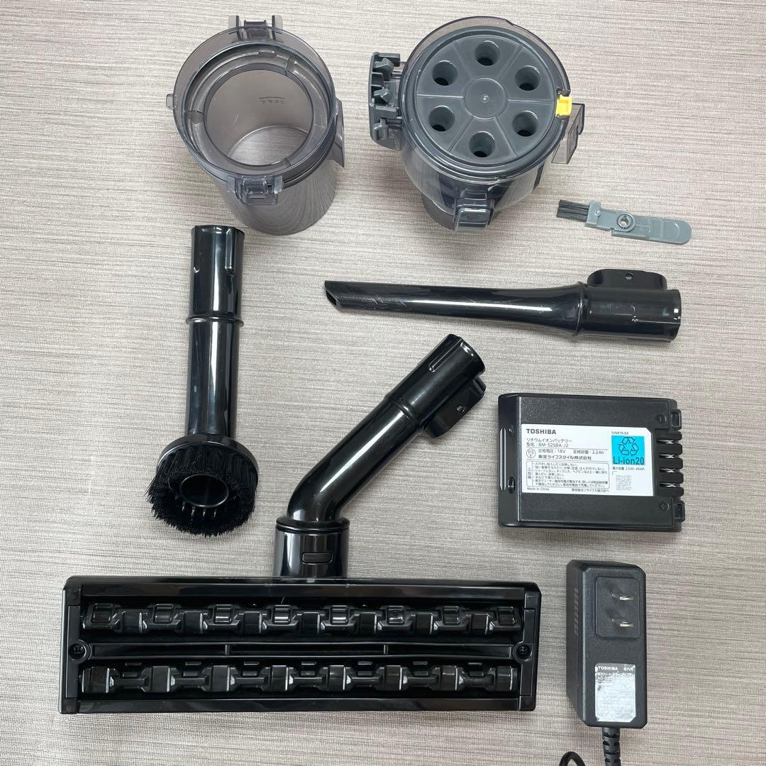 美品✨東芝 TOSHIBA コードレスクリーナー VC-CLX72-H 送料無料