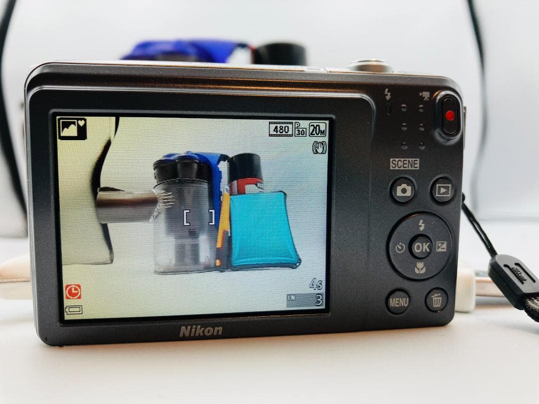 ジャンク品　Nikon Coolpix A300 コンパクトデジタルカメラ