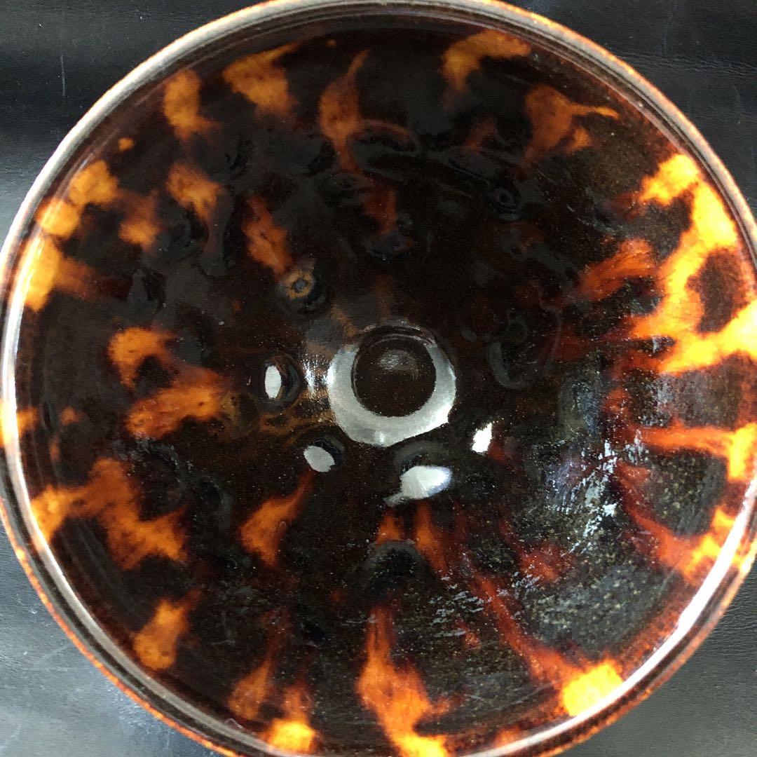 究極の美◼️蔵からかなり凄い雰囲気の抹茶茶碗が出てきました。