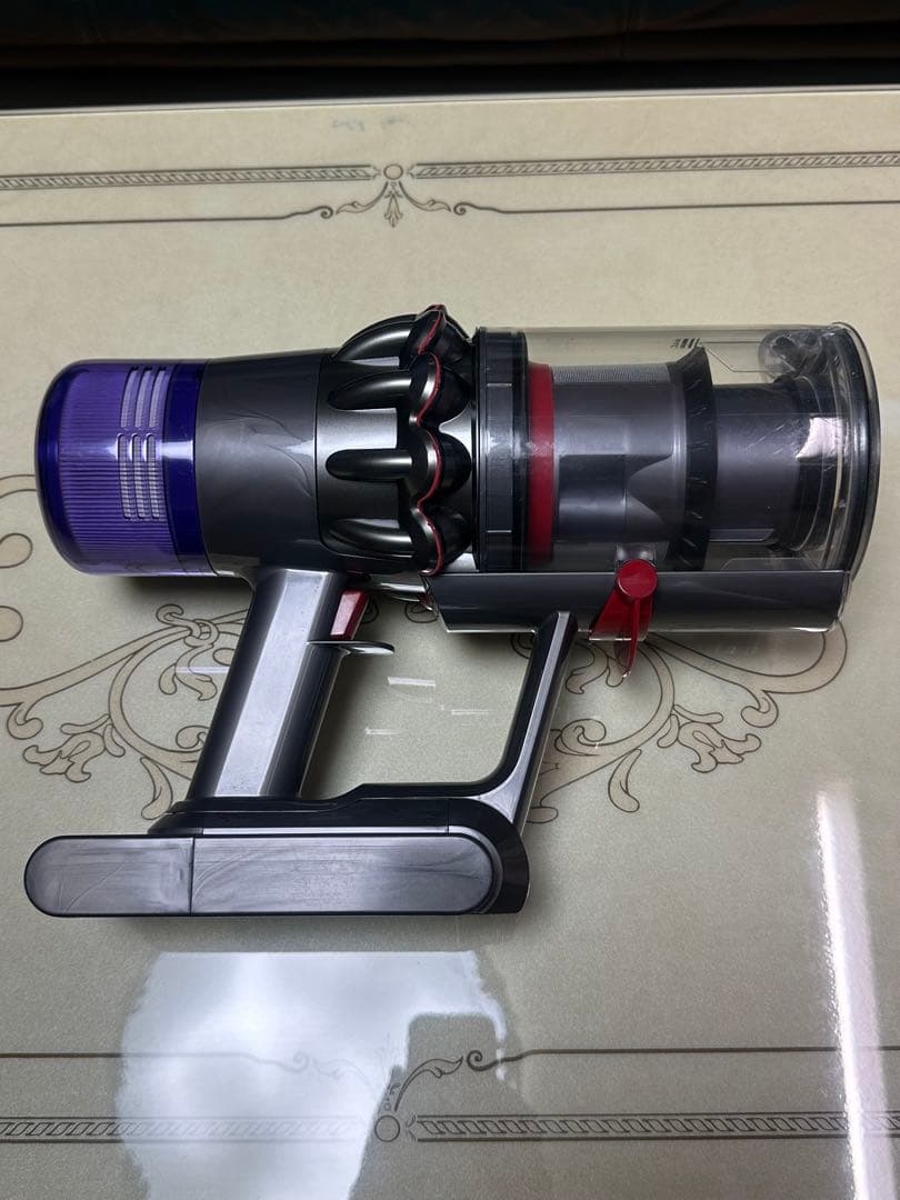 ダイソン 掃除機 Dyson SV15分解清掃済 先細LED・スタンド付 完動品