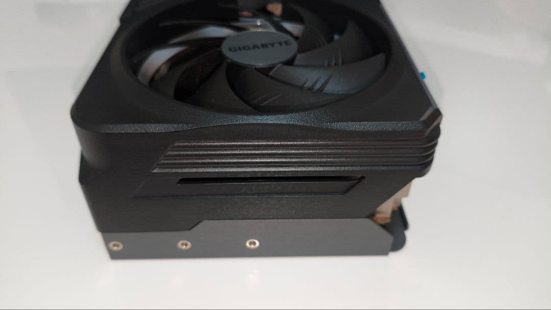 【送料無料】GIGABYTE RTX4080SUPER GAMING OC 中古