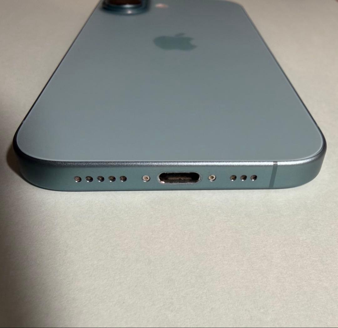【美品】Apple iPhone 16 128GB 本体 ティール