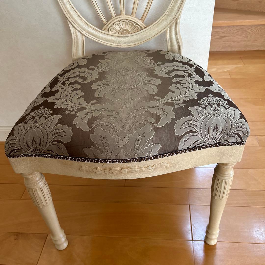 ロココ調　アンティーク風チェア