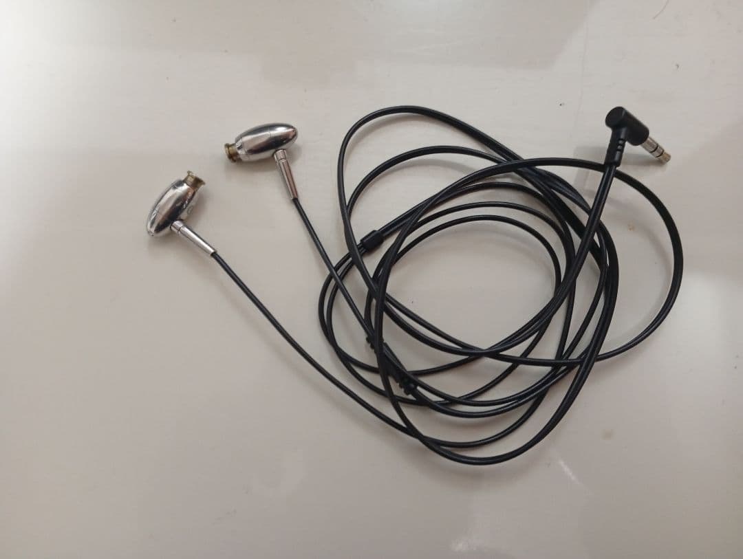 final audio design　FI-BA-SS　バランスドアーマチュア型