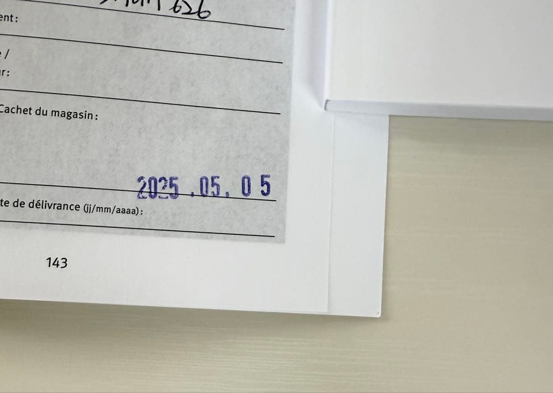 HERMES エルメス 腕時計《Hウォッチ》 ミニ HH1.210 ブラック