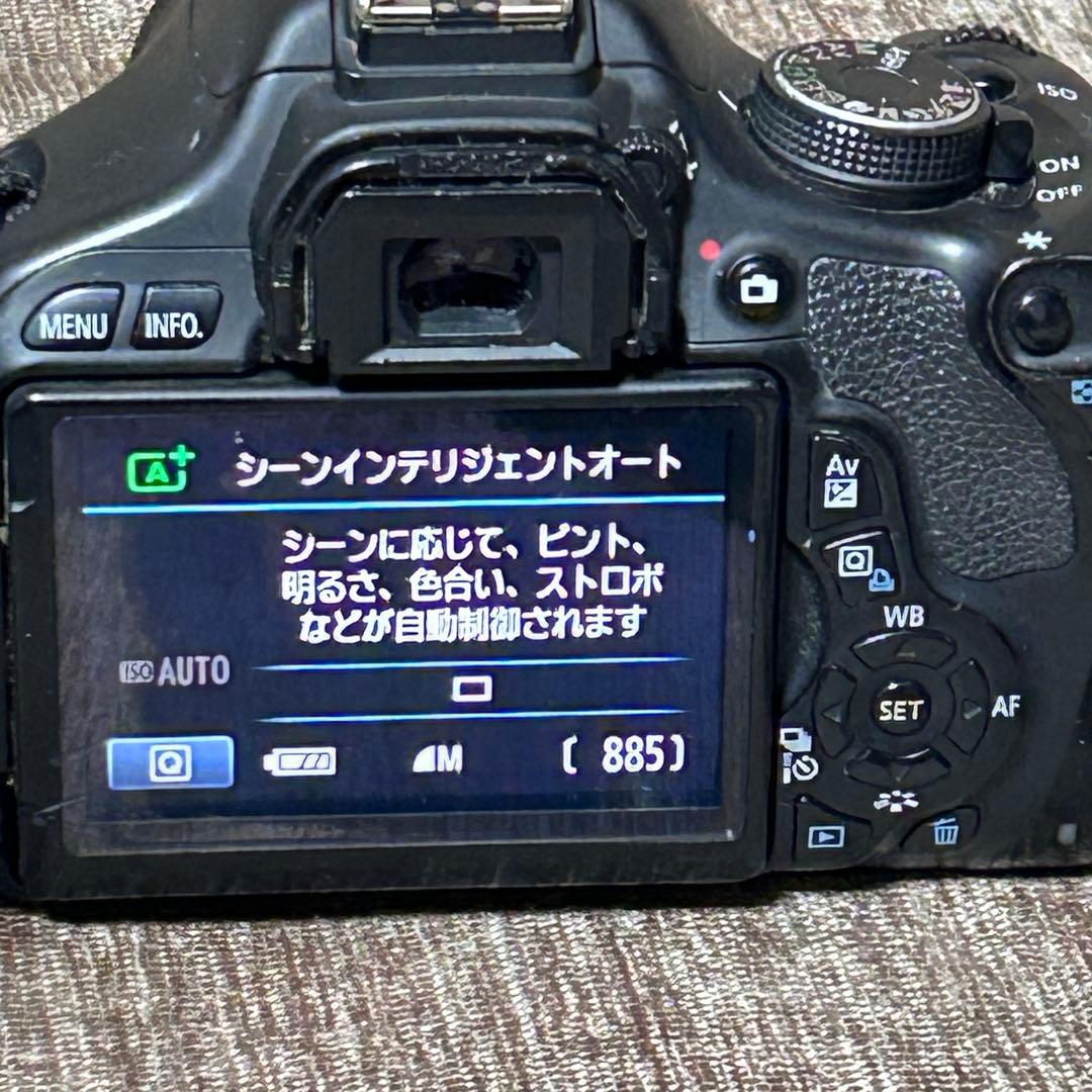 稼働品　Canon EOS kiss X5 レンズキット　充電器・電池　付属