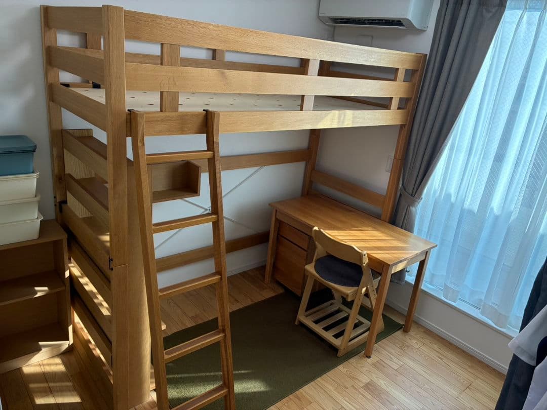木製ロフトベッド