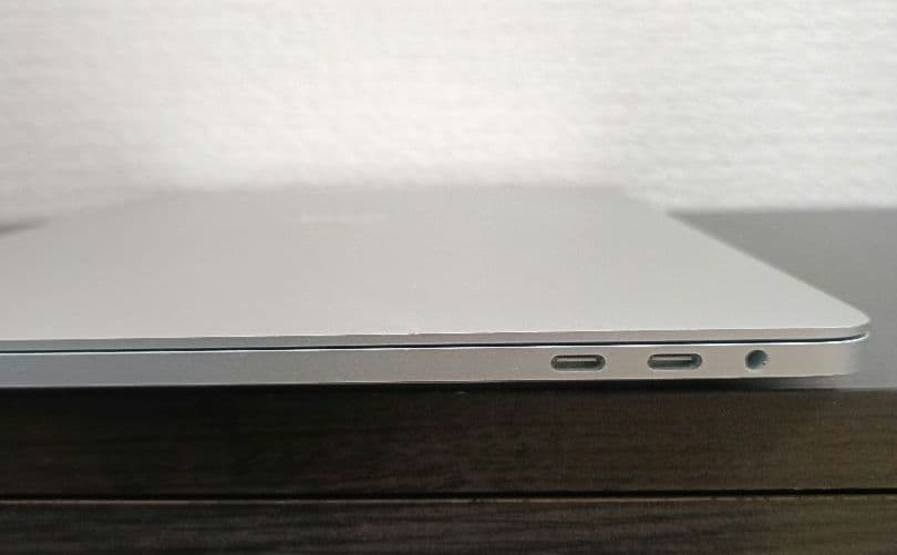 MacBook Pro タッチバー 2017 メモリ16GB 容量512GB