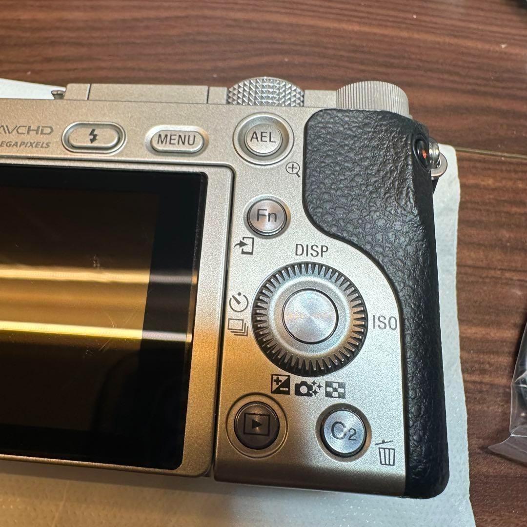 SONY ミラーレス一眼 α6000 ダブルズームレンズキット 0054