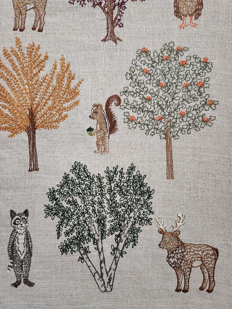 CORAL&TUSK ファブリックアート Fall Gathering