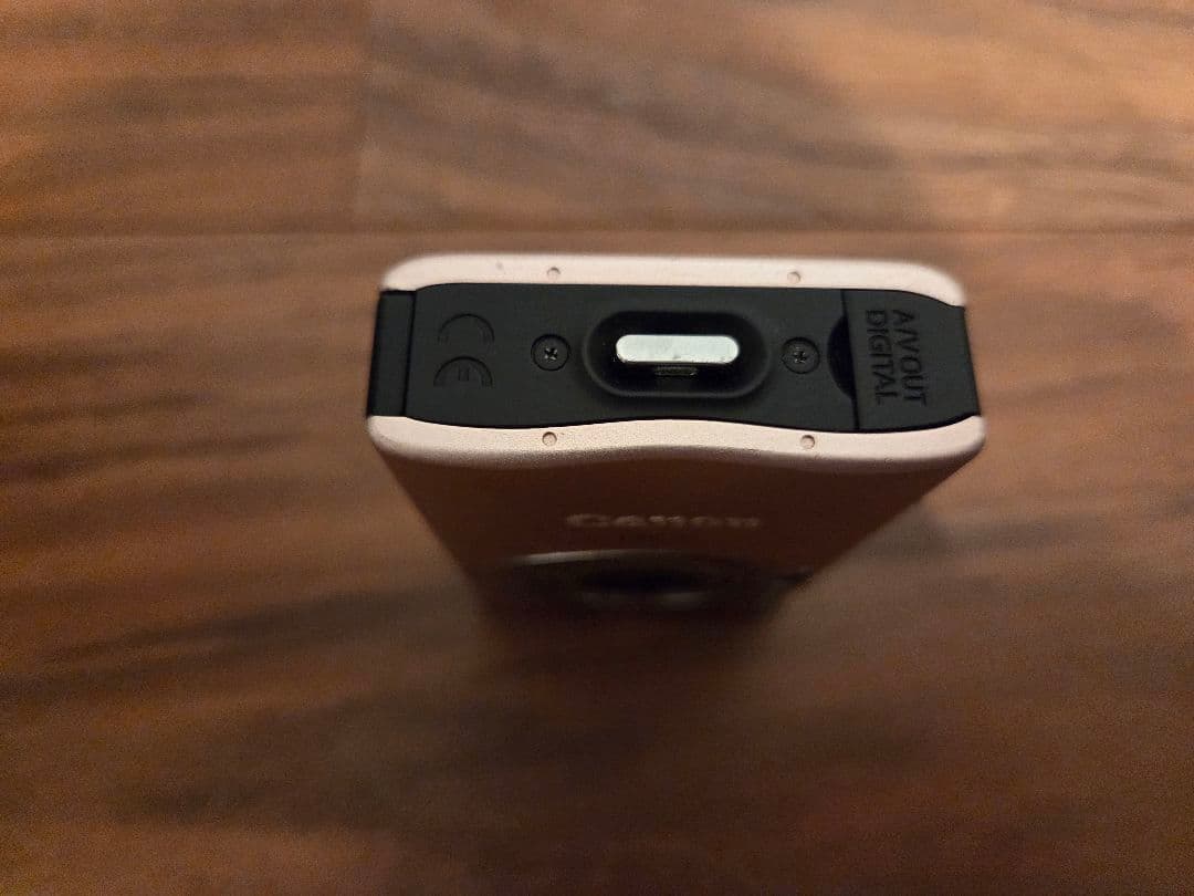 早い者勝ち！【美品】Canon IXY DIGITAL 20 IS 本体と付属品