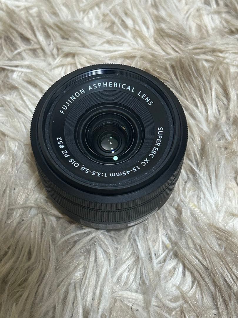 Fujinon XC15-45mm f/3.5-5.6ズームレンズ