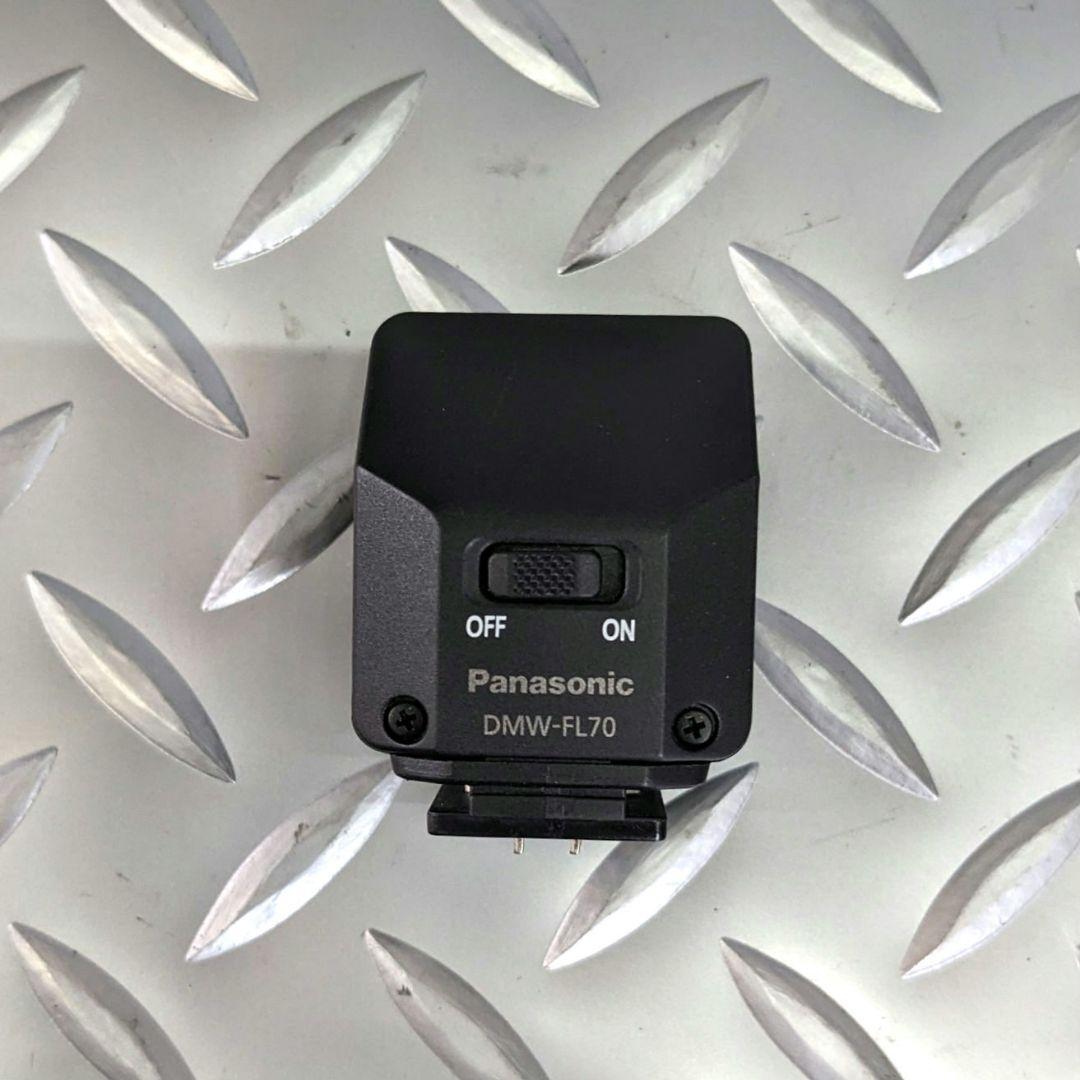 Panasonic LUMIX DC-LX100M2 フラッシュ追加