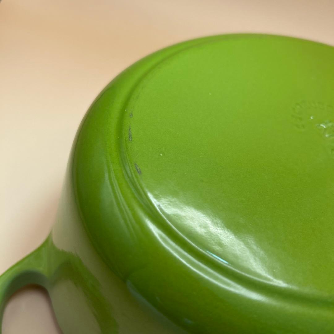 Le Creuset ライトグリーン オーバル鍋　25cm