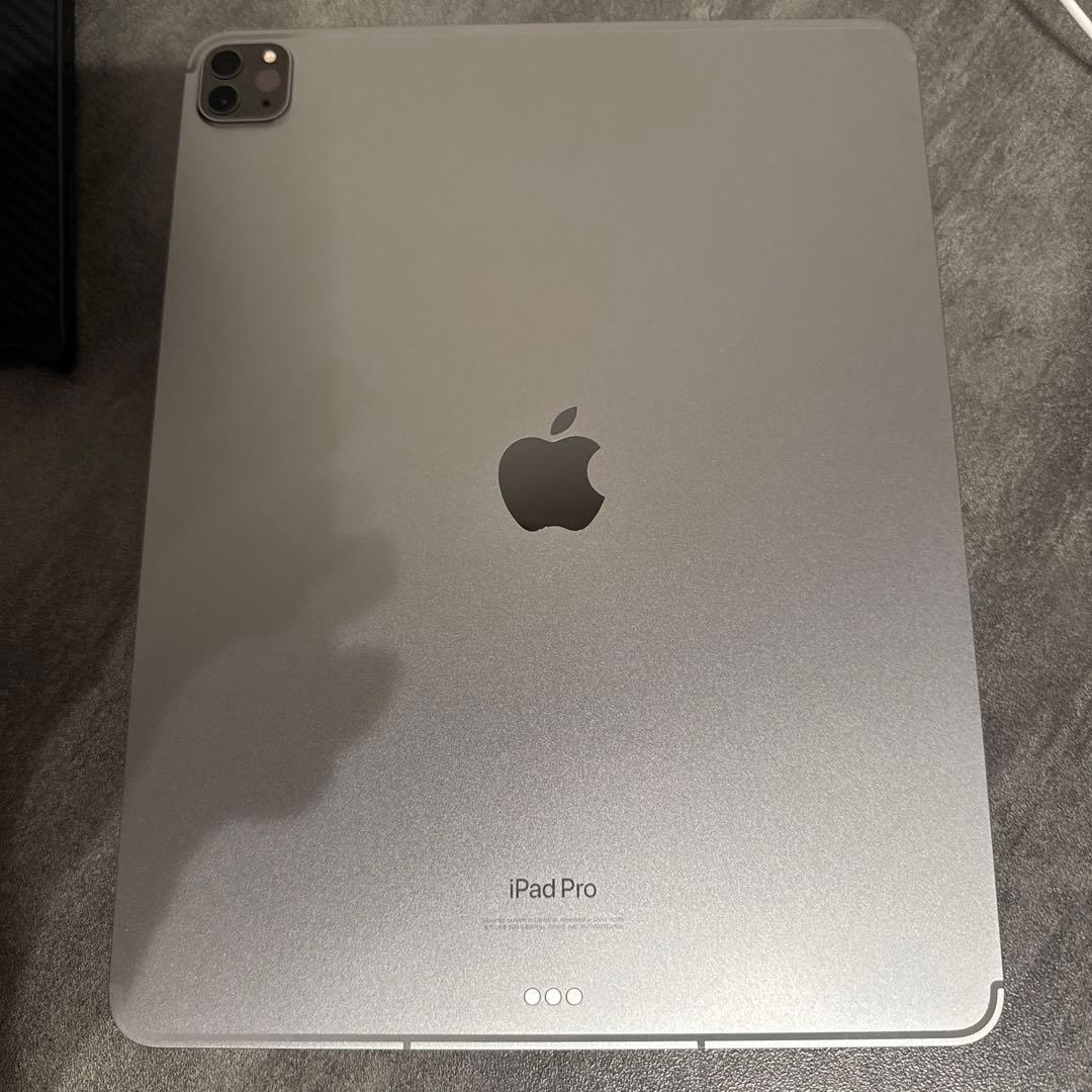 iPad Pro 12.9 第6世代 1TB Magic Keyboard付