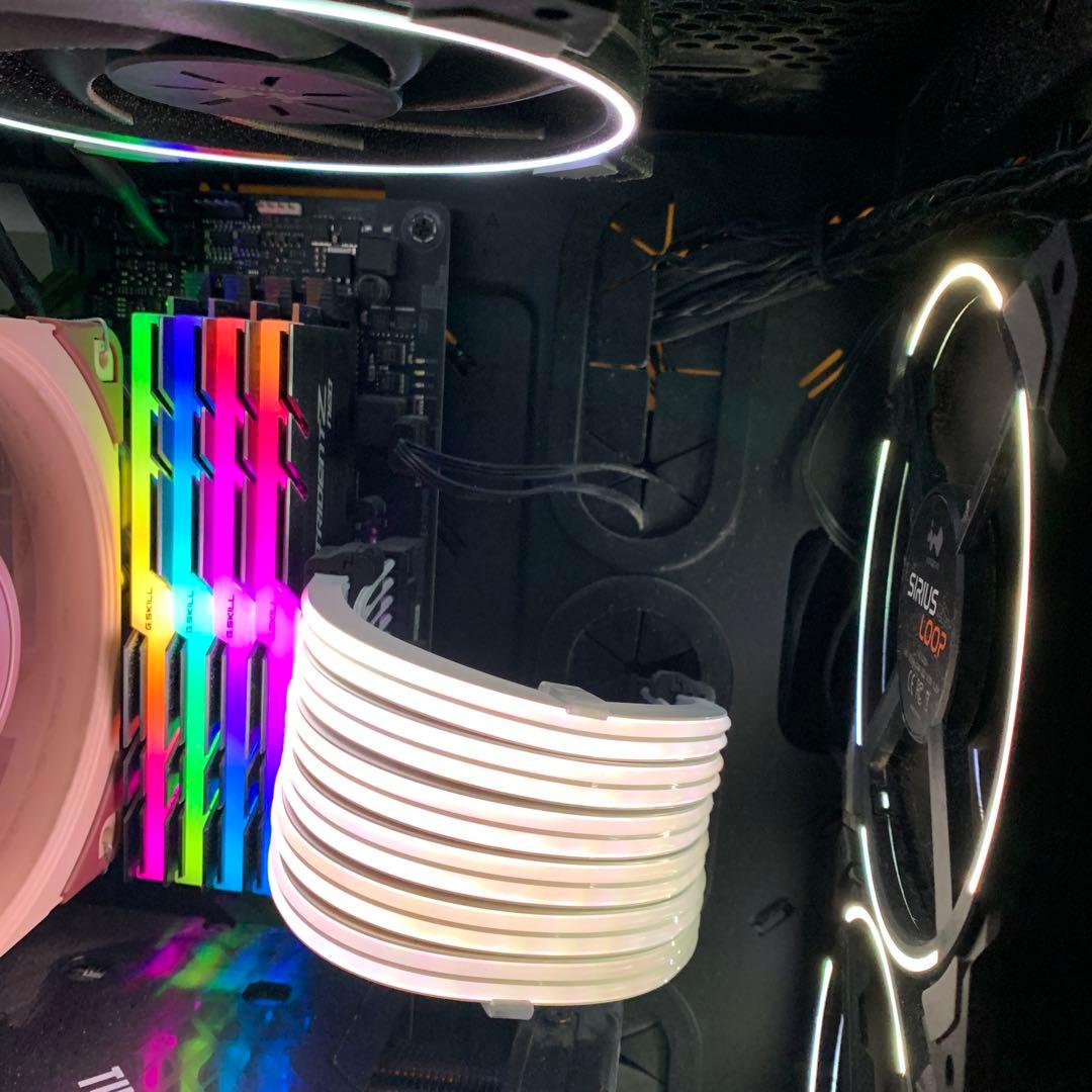 値下 Lian Li STRIMER PLUS 24pinと8pinセット