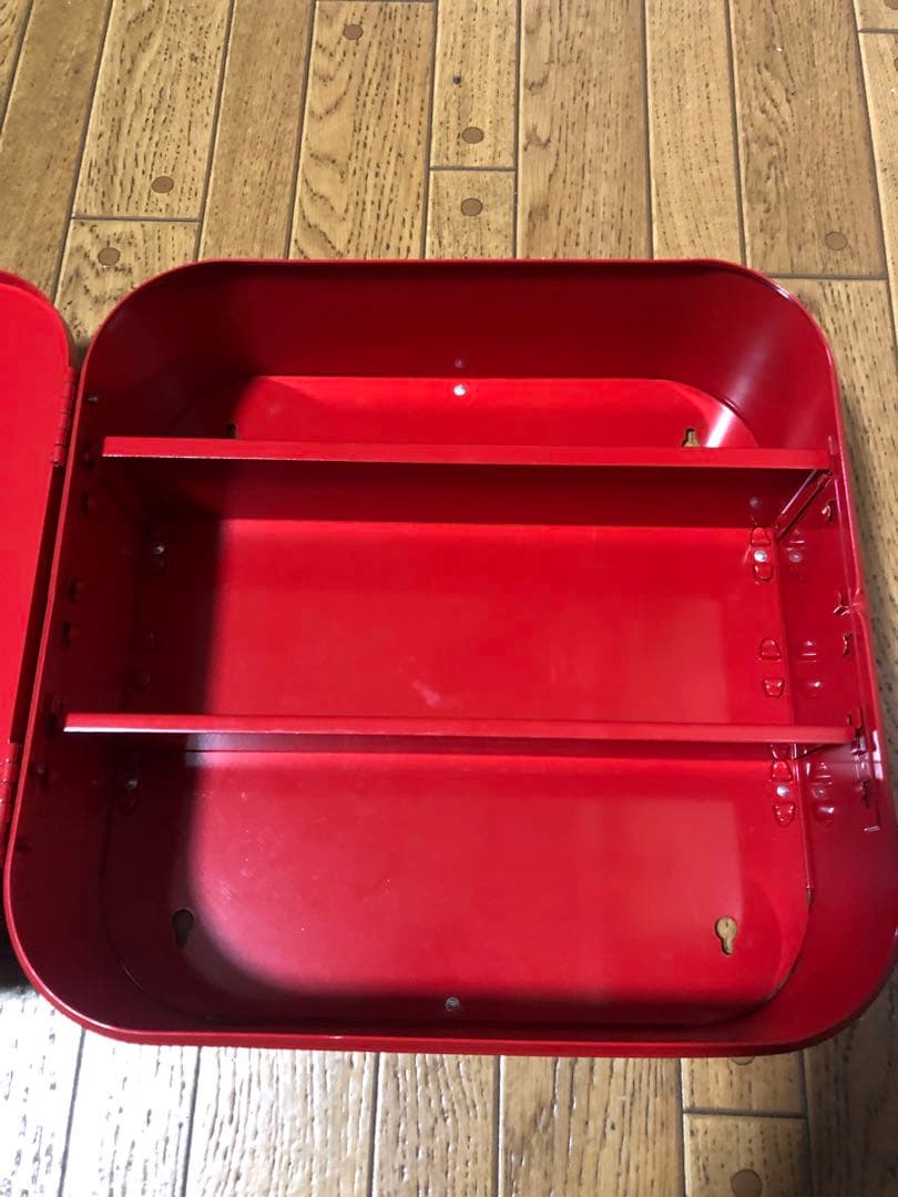 IKEAイケア　GUNNERN 鍵付きキャビネット　救急箱