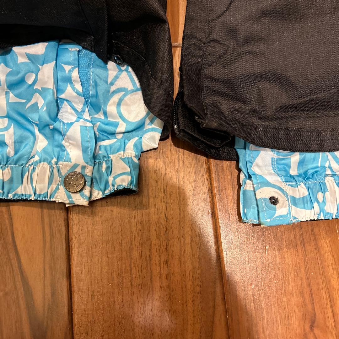 ロキシー　ROXY スノボ　スキー　ウェア