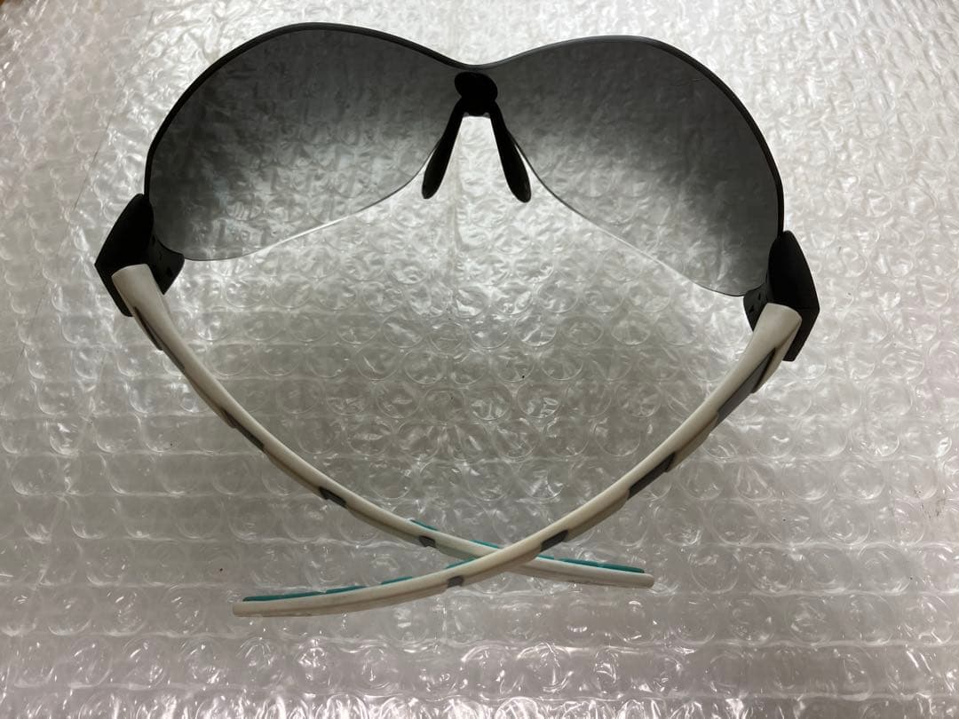 ASSOS サングラス（色 グレーグラデーション）