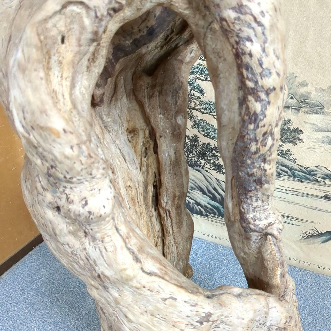 ユニークな天然木の置物 巨大オブジェ 高さ約80cm