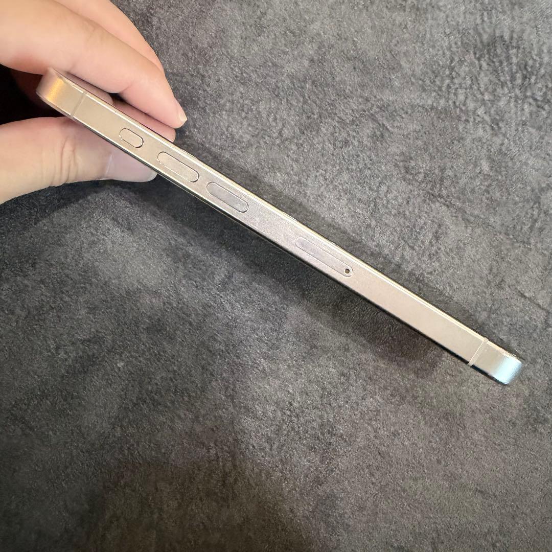 iPhone 15 Pro 128GB ナチュラルチタニウム SIMフリー