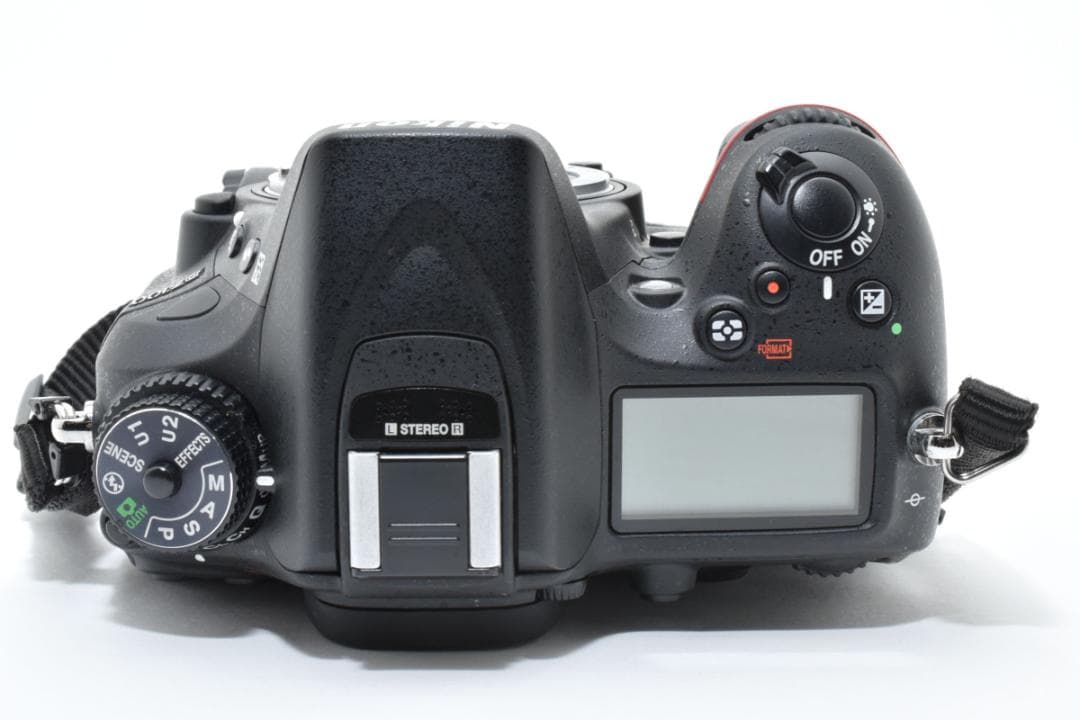 動確済 美品 Nikon D7100 シャッターカウント:3,332 #646