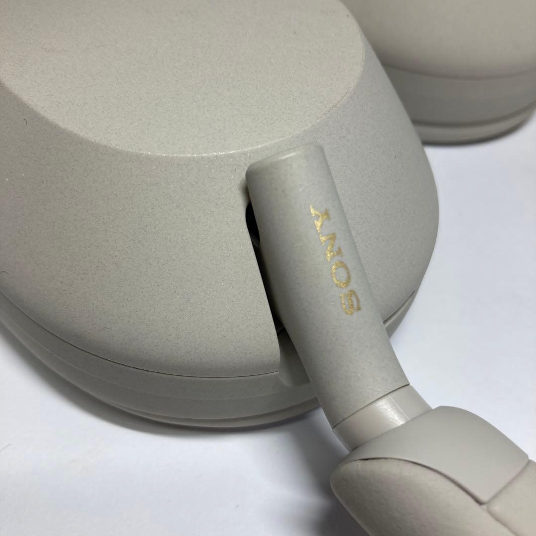 SONY/ソニー　WH-1000XM5 ワイヤレスヘッドホン　　B743