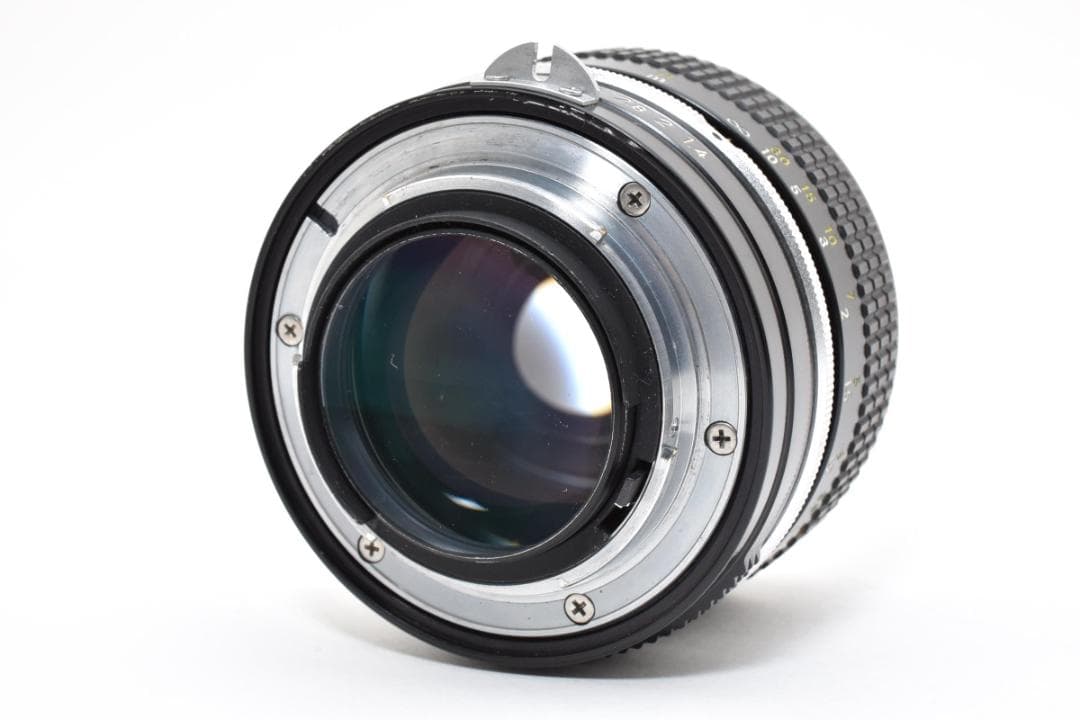 動確済 Nikon F2 A + Nikkor 50mm f/1.4 #216