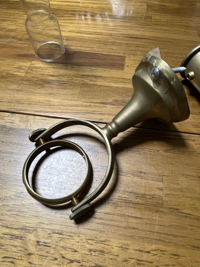 セール　希少　ヴィンテージ　アンティーク 真鍮製　壁掛けオイルランプ