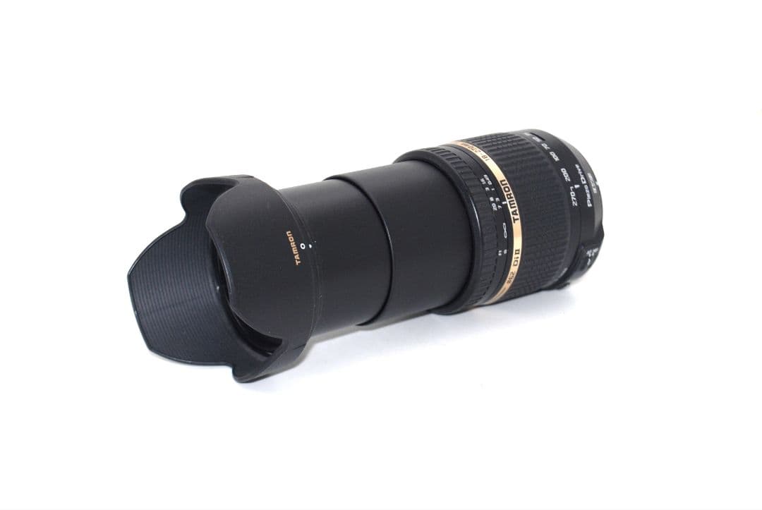 手ブレ補正機能付き♪TAMRON 18-270mm DiⅡ VC PZD♪